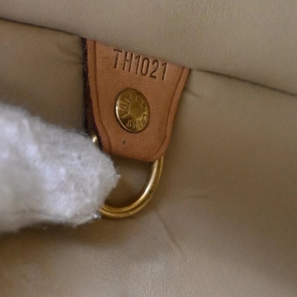 LOUIS VUITTON Houston Shoulder Bag Monogram Vernis Leather Beige M91004 33KB642 - Picture 7 of 16